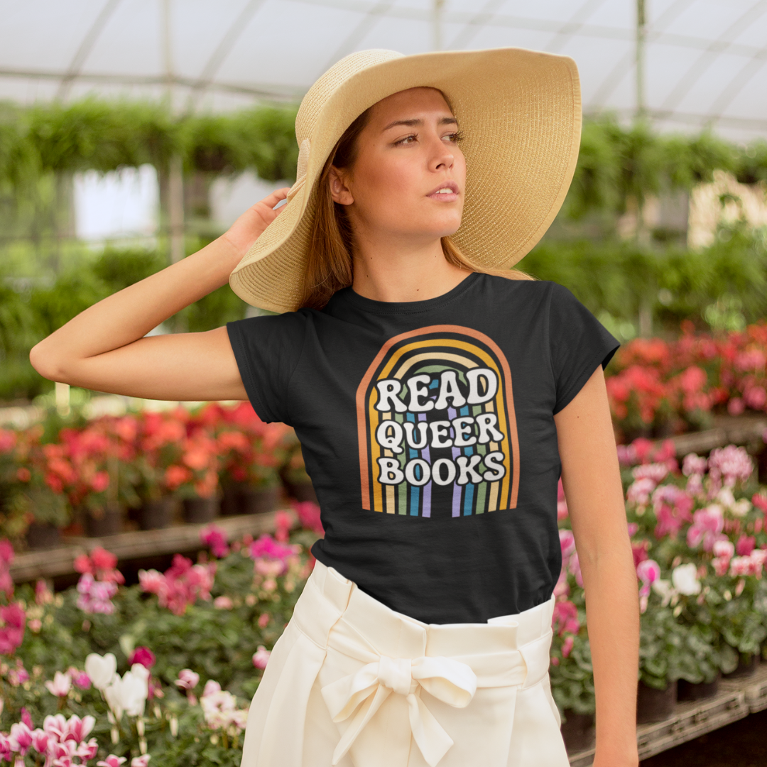 Read Queer Books Tee